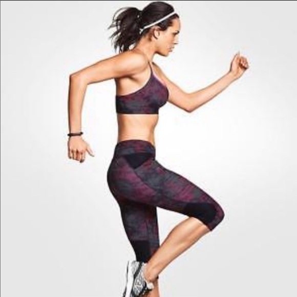 Athleta Women’s Maze Be Free Knicker Capri… - Picture 2 of 11